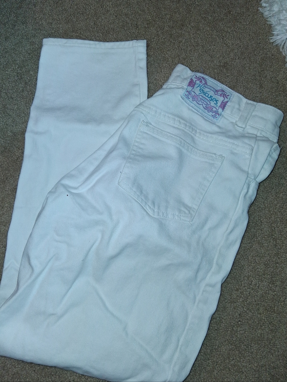 Women's White Skinny Jeans with High Rise
